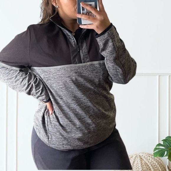 Calvin Klein Performance Half Zip Pullover - Men's - Picture 3 of 9